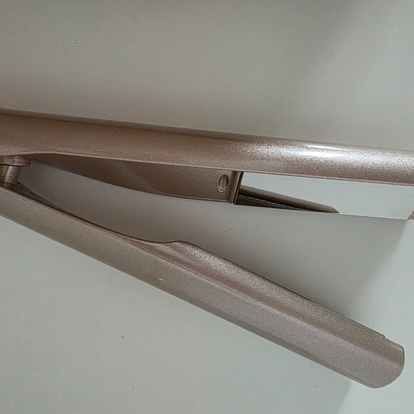 Tyme Iron Pro: Rose Gold Curling And Flat Iron  Works! - Picture 4 of 6